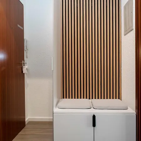 Apartman Exklusiv Kueche Office Streaming Minibar 2003