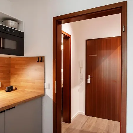 Exklusiv Kueche Office Streaming Minibar 2003 波恩