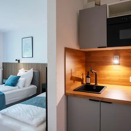 Exklusiv Kueche Office Streaming Minibar 2003 Apartman Bonn