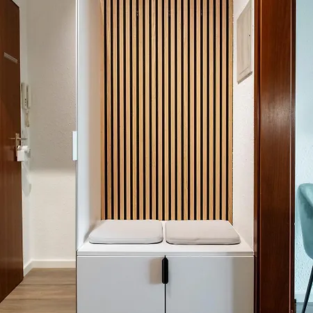 Apartman Exklusiv Kueche Office Streaming Minibar 2003 Bonn