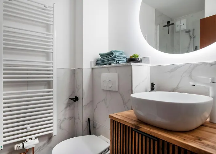 Exklusiv Kueche Office Streaming Minibar 2003 * Bonn